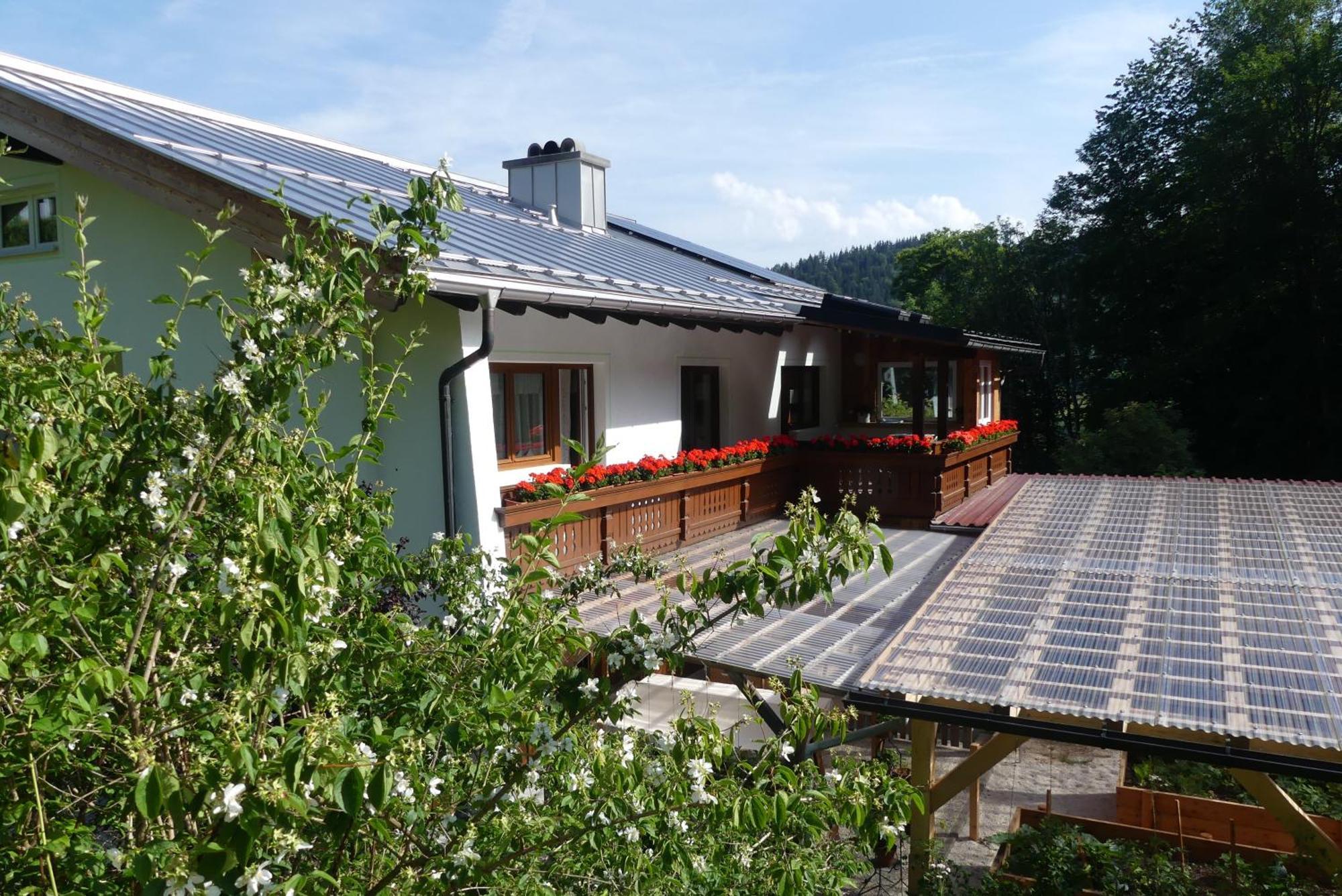 Ferienwohnungen Haus Kunterbunt Берхтесгаден Экстерьер фото